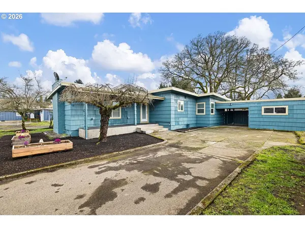 450 Hunsaker LN, Eugene, OR 97404