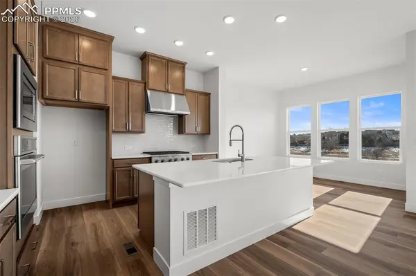 4505 Peak Crest VW, Colorado Springs, CO 80918