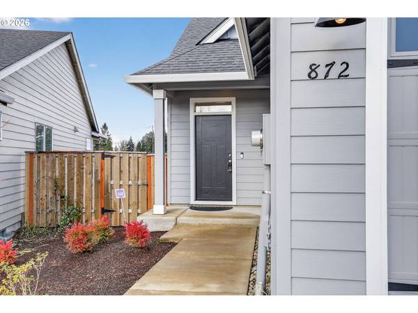 872 LAUREL PL, Silverton, OR 97381