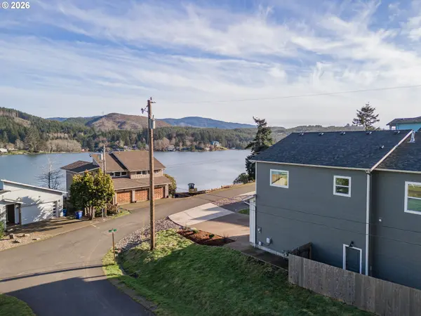 Lincoln City, OR 97367,1495 NE LAKE DR