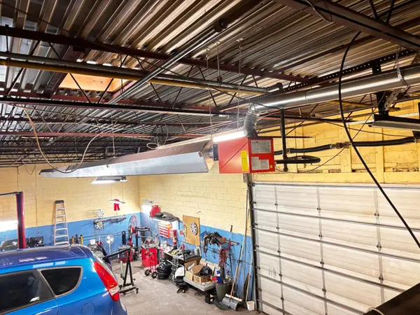 3195 Wolfedale RD #3, Mississauga, ON L5C 1V8