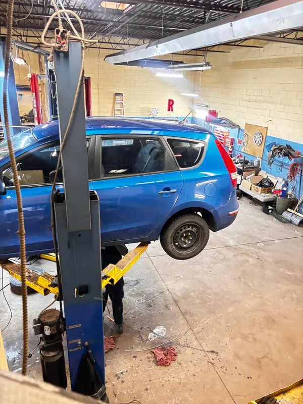 3195 Wolfedale RD #3, Mississauga, ON L5C 1V8