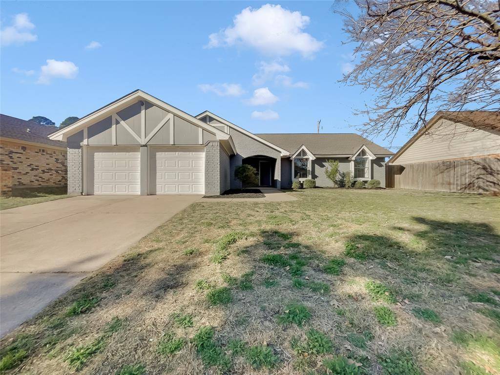 3902 San Miguel Court, Arlington, TX 76016