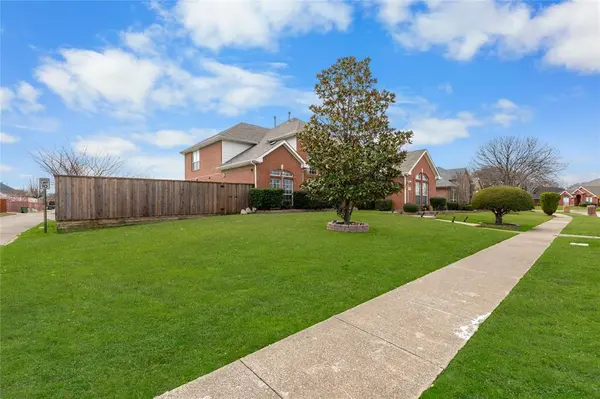 2110 Oak Forest Drive, Garland, TX 75042