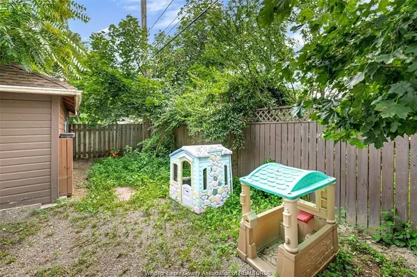 1629-31 DROUILLARD Road, Windsor, ON N8Y 2S4