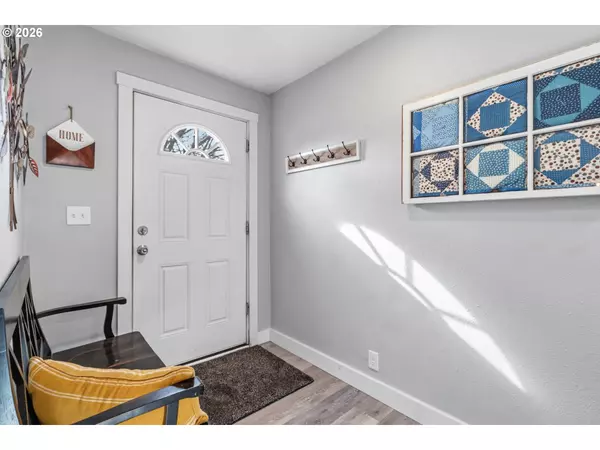 Lebanon, OR 97355,1051 W OAK ST