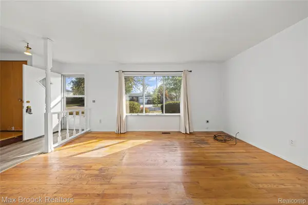 14670 Talbot ST, Oak Park, MI 48237