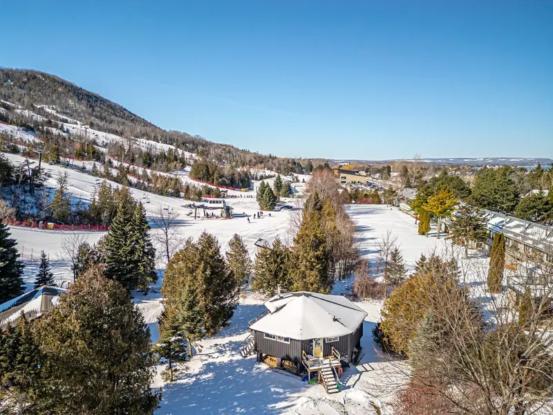 158 Wensley DR, Blue Mountains, ON N0H 1J0