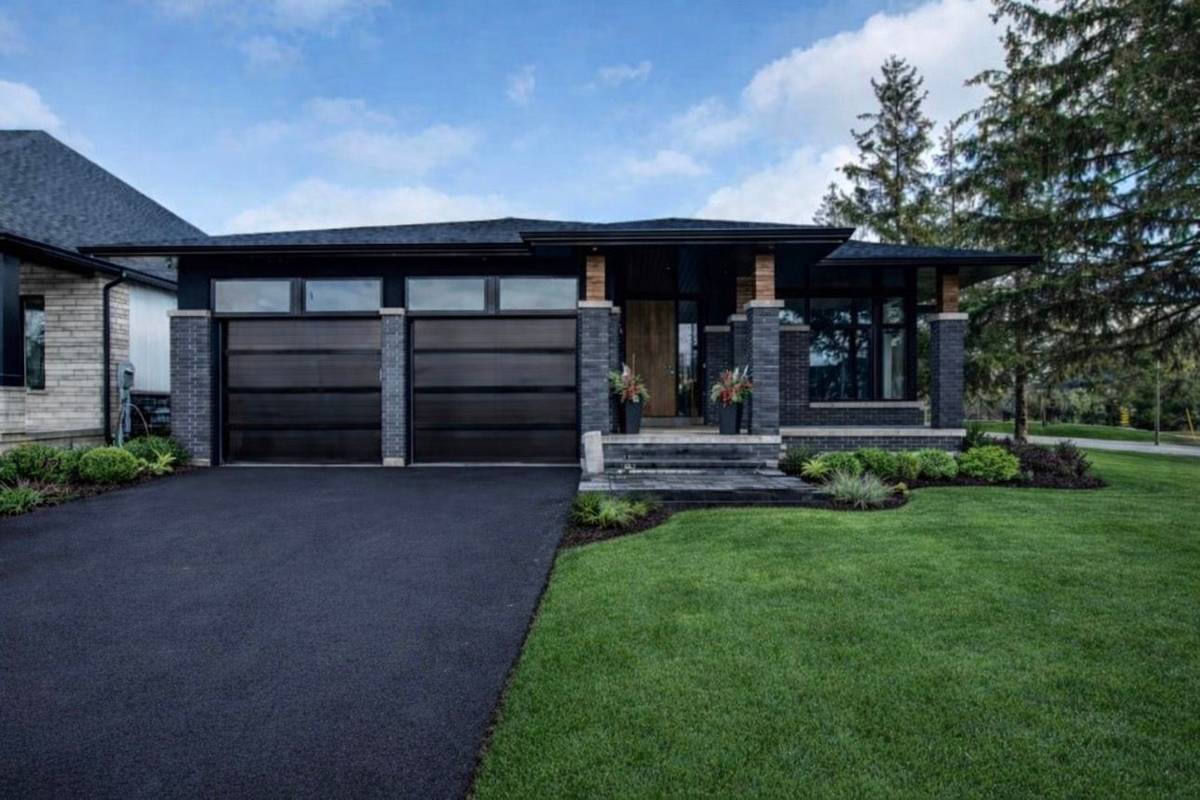 2795 Canadiana CT, Fort Erie, ON L0S 1S0