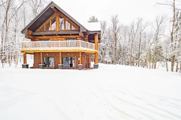 1536 NORTH PORTAGE RD, Lake Of Bays, ON P1H 2J6