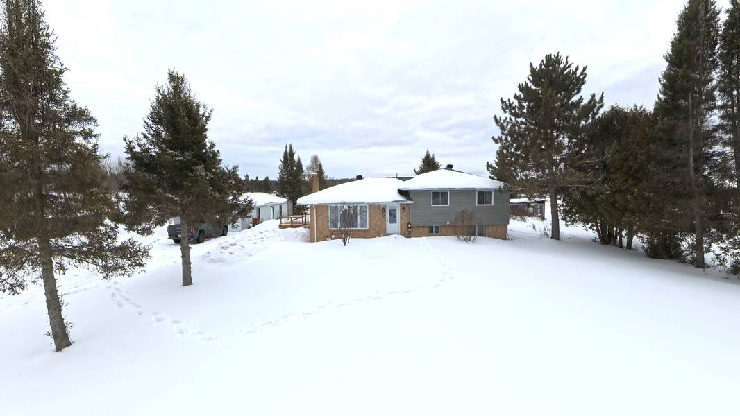 129 Bertha RD, East Ferris, ON P0H 1K0