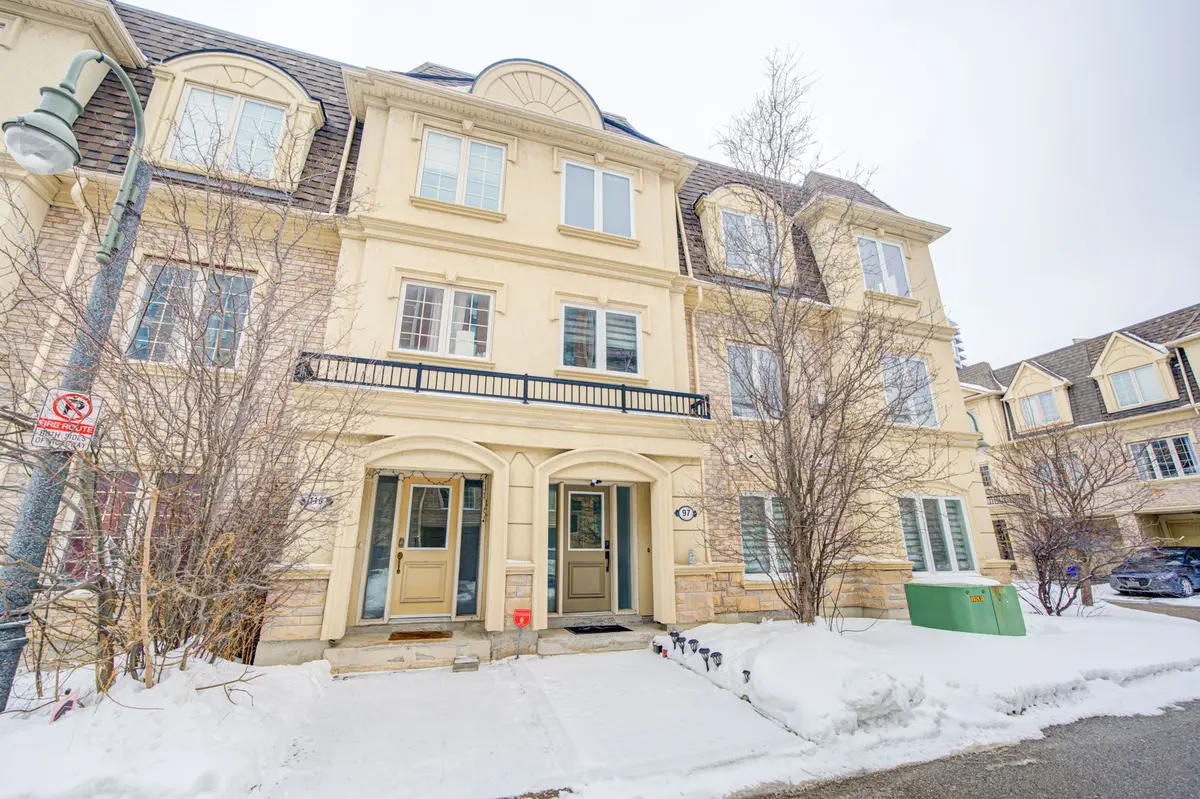 1250 St. Martins DR #97, Pickering, ON L1W 0A2