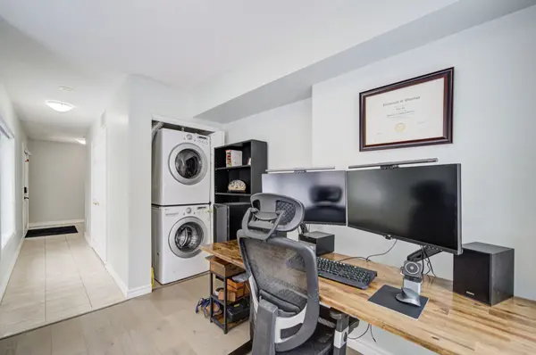 1250 St. Martins DR #97, Pickering, ON L1W 0A2