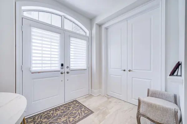 1573 Emberton WAY, Innisfil, ON L9S 0A8