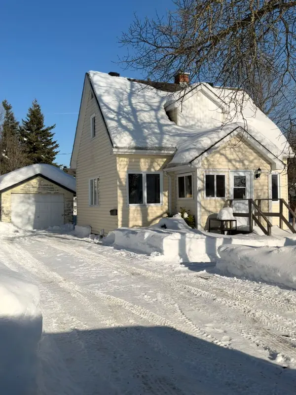 6 Dominion AVE, Kapuskasing, ON P5N 1N6