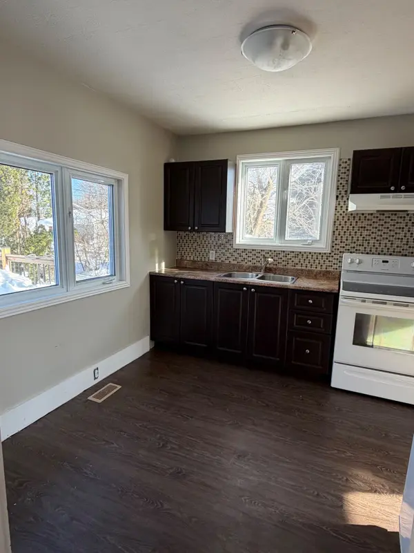 6 Dominion AVE, Kapuskasing, ON P5N 1N6