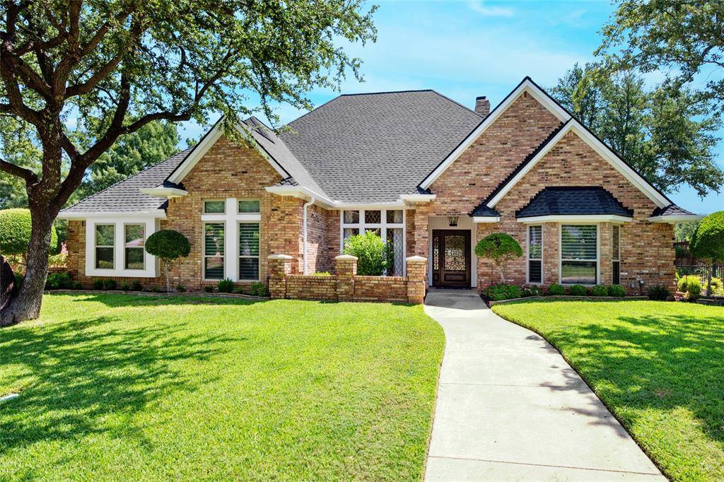 1313 Crest Drive, Colleyville, TX 76034