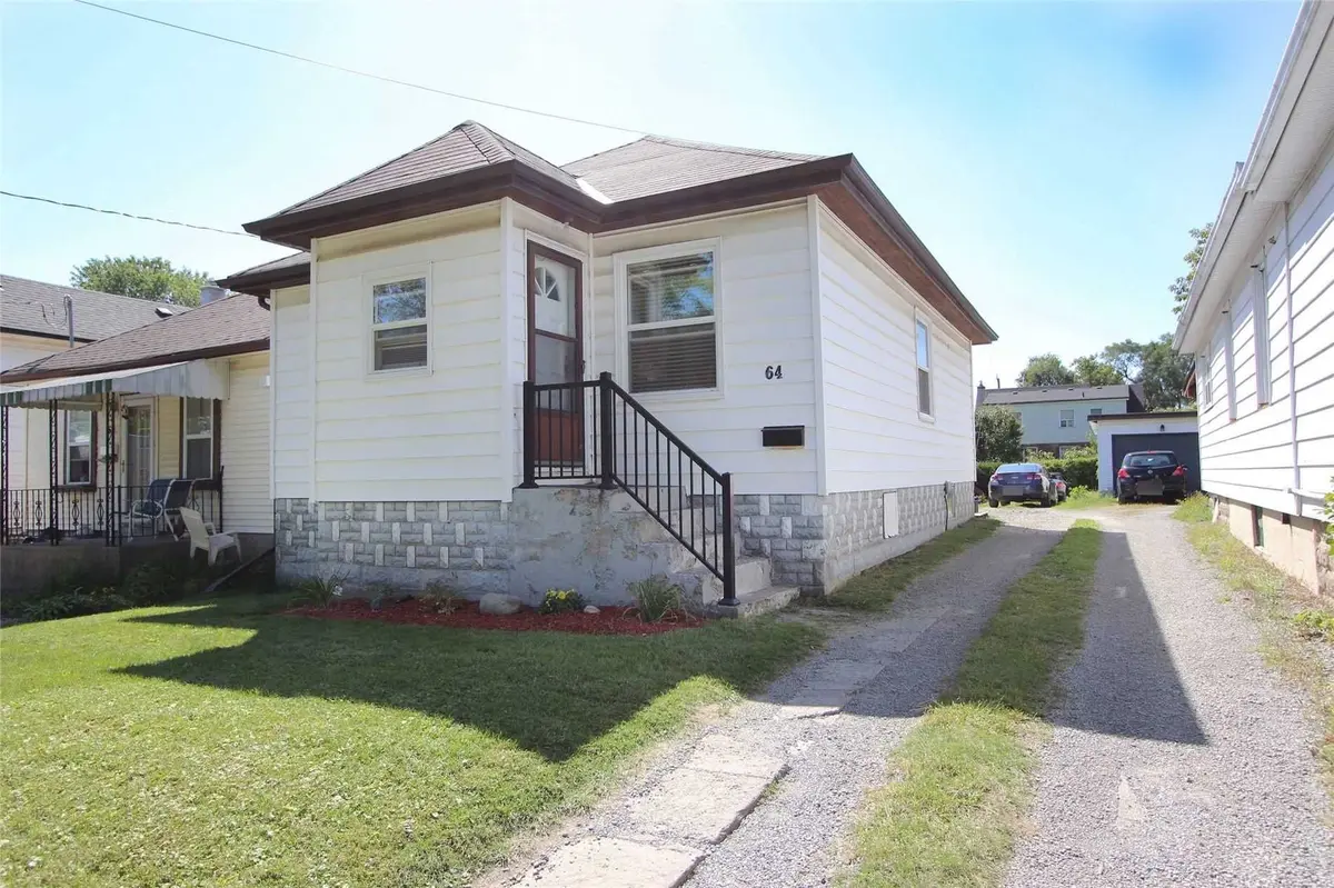 64 Grenfell ST, Oshawa, ON L1J 4W2