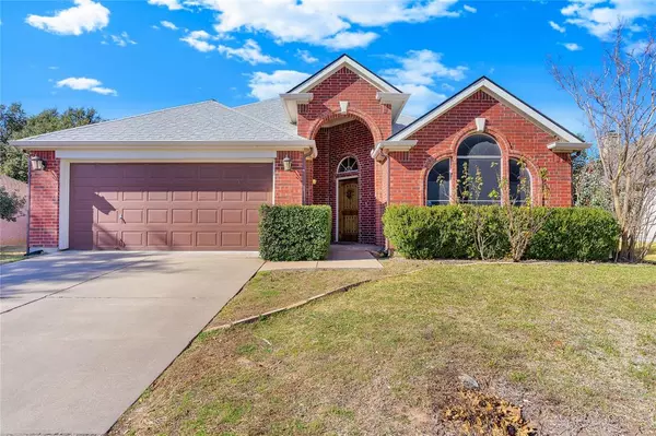 Burleson, TX 76028,2536 Briarcrest Drive