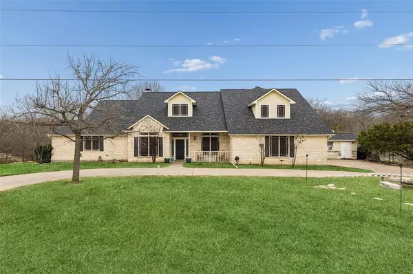 3558 S Nolan River Road, Cleburne, TX 76033