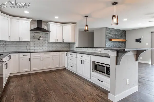 721 Forest View RD, Monument, CO 80132