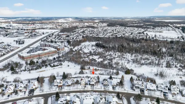 87 Hunter RD, Orangeville, ON L9W 5C3