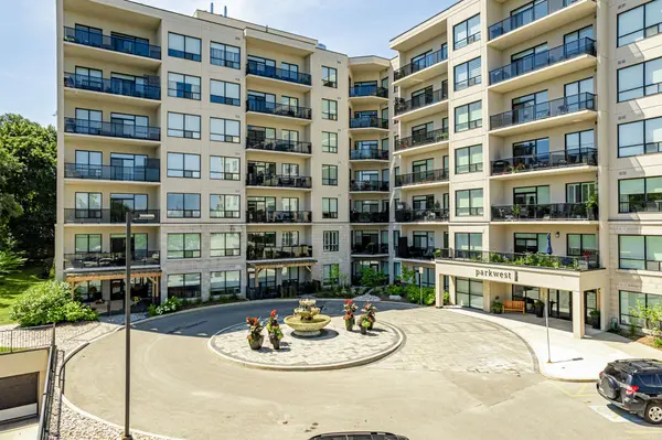 1200 Commissioners RD W #406, London South, ON N6K 1C7