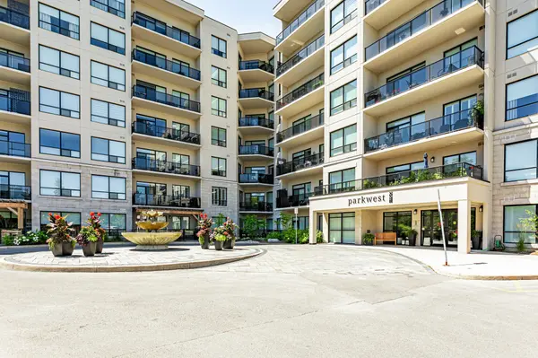 1200 Commissioners RD W #406, London South, ON N6K 1C7