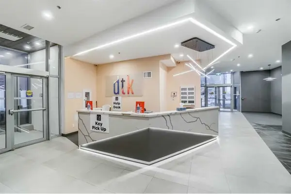 60 Frederick ST #3413, Kitchener, ON N2H 0C7