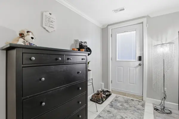 29 Chipman AVE #Lower, Hamilton, ON L9A 2S9