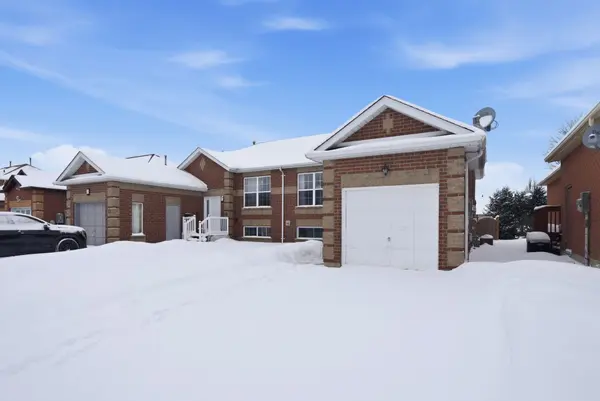 10 Flavelle CRES, Kawartha Lakes, ON K9V 6E2
