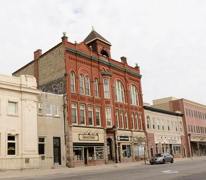 12 Water ST N #3, Cambridge, ON N1R 3B1