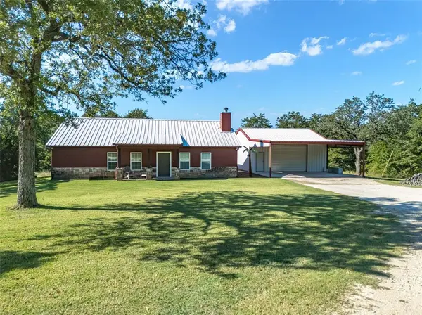 1699 Fm 3043,  Bowie,  TX 76230