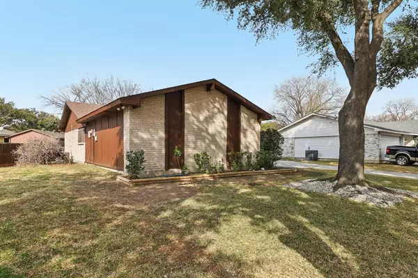 Grand Prairie, TX 75052,326 E Ferndale Lane