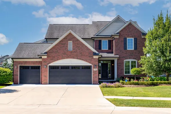 17646 Kite DR, Macomb Twp, MI 48042