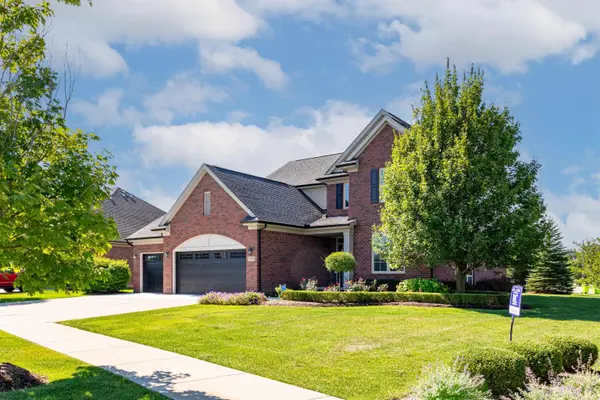 17646 Kite DR, Macomb Twp, MI 48042