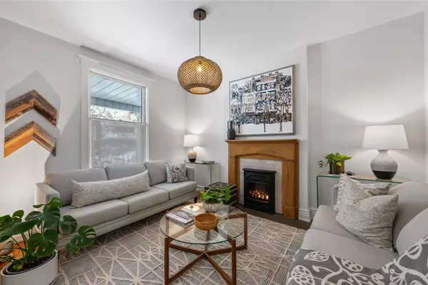 101 Silver Birch AVE, Toronto E02, ON M4E 3L3