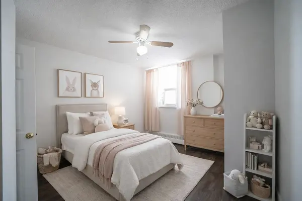 380 Dixon RD #702, Toronto W09, ON M9R 1T3