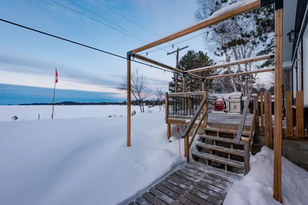 405 Bear Creek RD, Nipissing, ON P0H 1H0