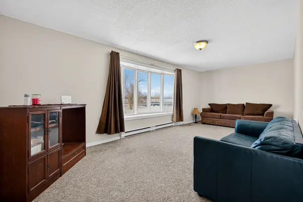 955 ST GUILLAUME RD, Russell, ON K0A 1W0