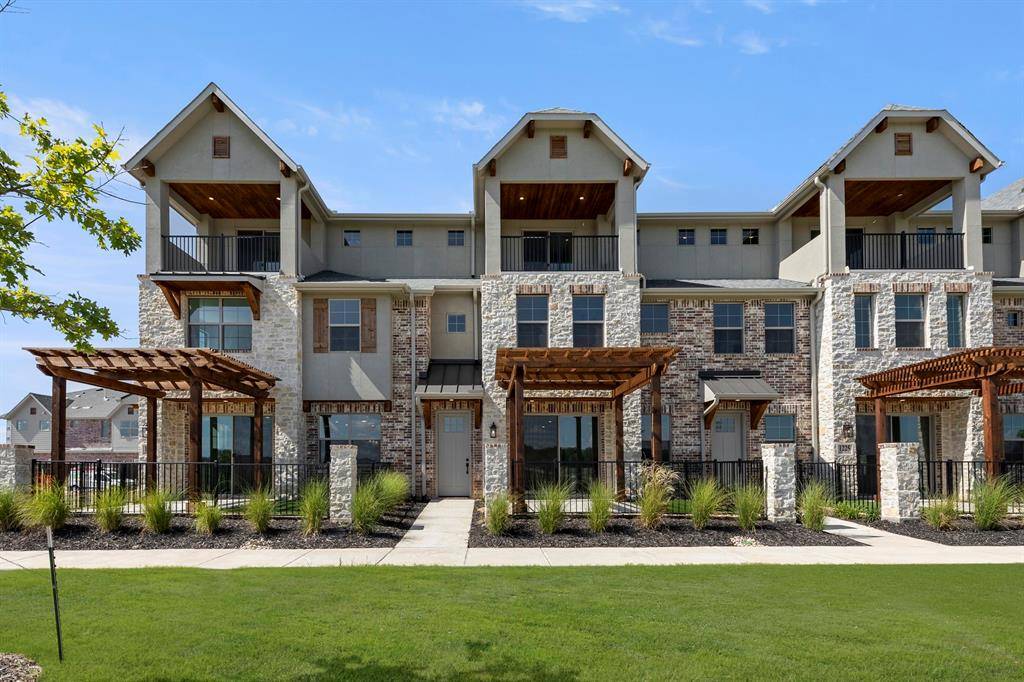 1221 Armstrong, The Colony, TX 75056