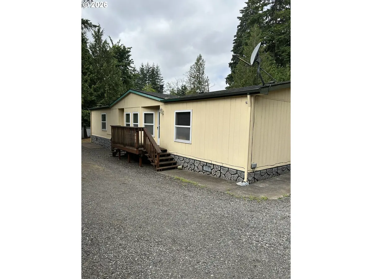 8555 SE MAYBERRY LN, Boring, OR 97009