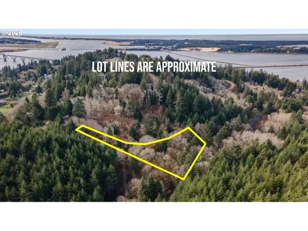 0 Finch Ln., North Bend, OR 97459