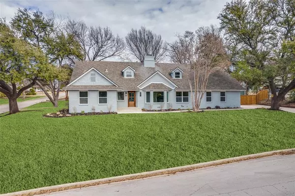 3851 Pelham Road, Fort Worth, TX 76116