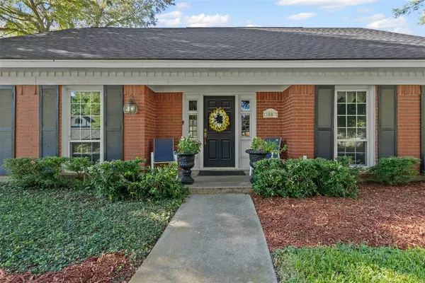 Benbrook, TX 76116,3800 Hollow Creek Road