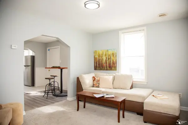 5323 Lathrop ST, Trenton, MI 48183