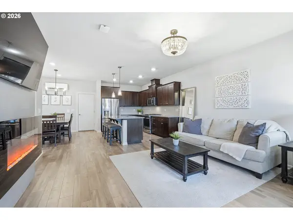 7950 SE BUTTERNUT CREEK PKWY, Hillsboro, OR 97123