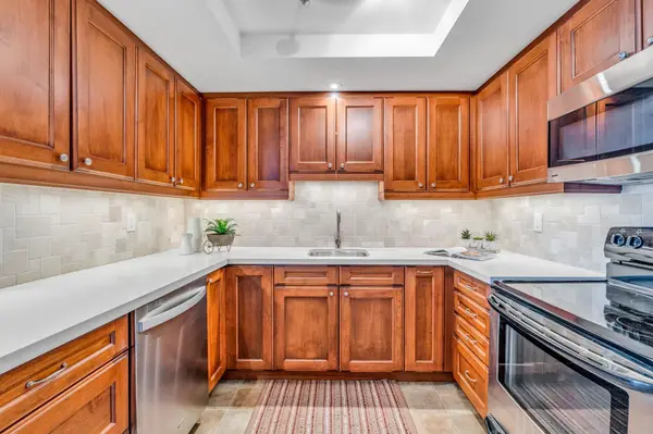 3 Concorde PL #602, Toronto C13, ON M3C 3K7