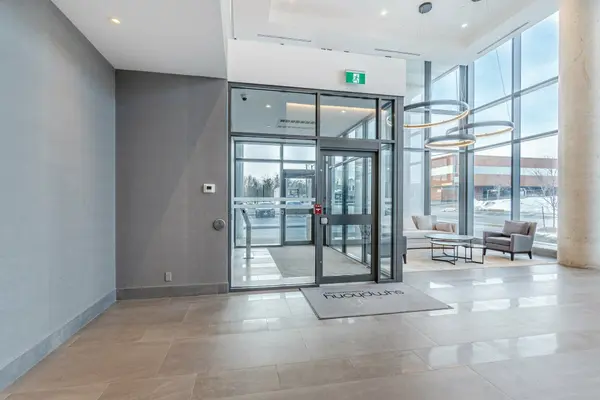 15 Lynch ST #2402, Brampton, ON L0K 1E0