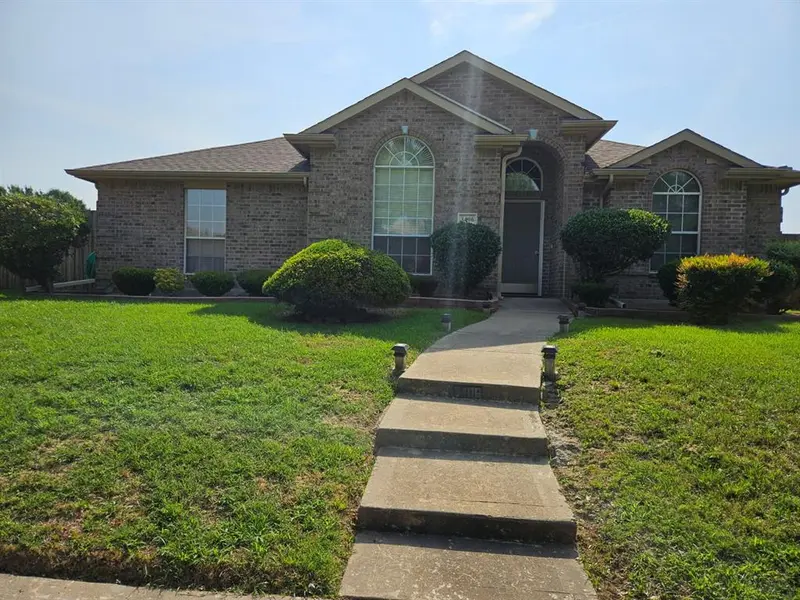 3406 Lake Highlands Drive, Rowlett, TX 75088